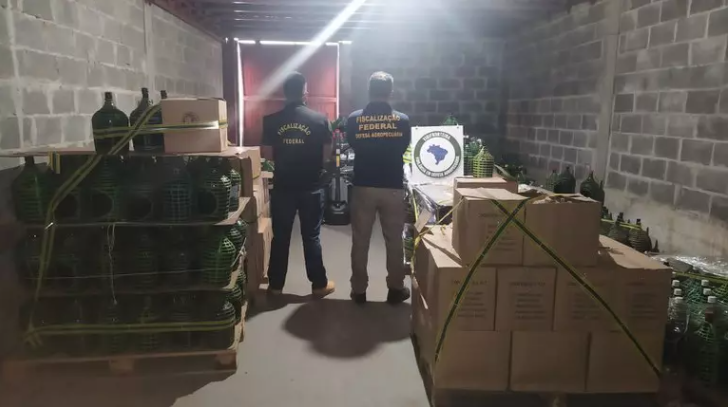 Operação apreende 41 mil litros de vinho fraudado em SC; prejuízo chega a R$ 478 mil