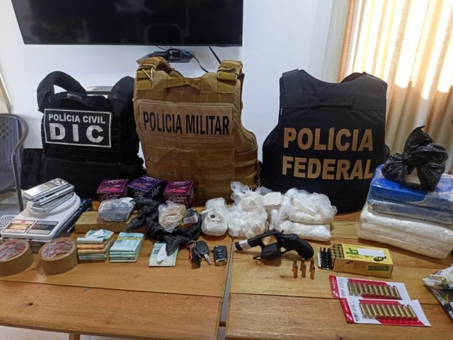 Polícia Federal combate crime de tráfico de drogas no Oeste