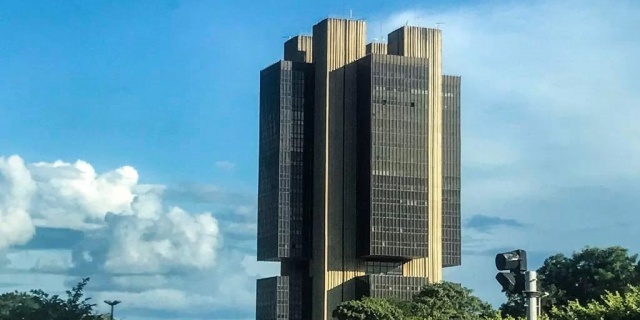 BC mantém Selic em 13,75% pela sétima vez seguida