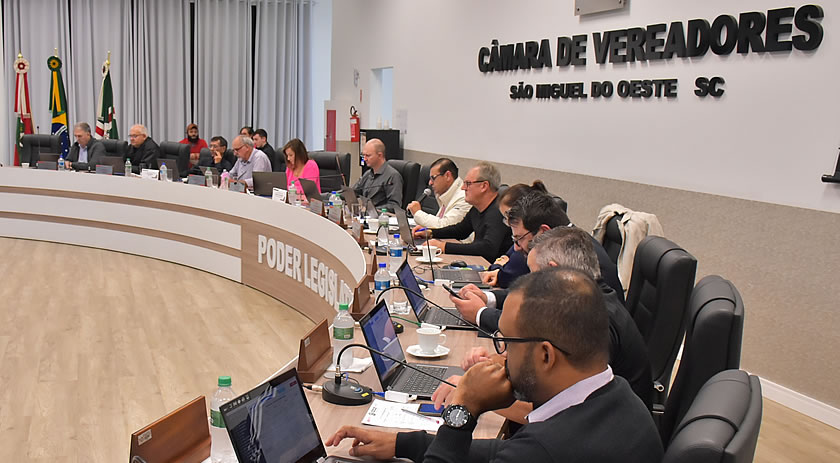 Vereadores aprovam Lei de Diretrizes Orçamentárias de 2024