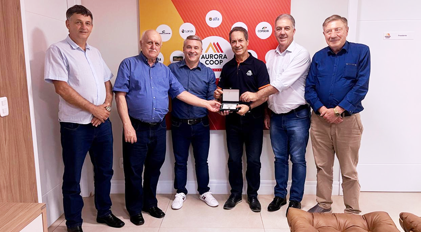 Prefeito visita lideranças da aurora Coop e Cooperalfa para estreitar relações e fomentar investimentos