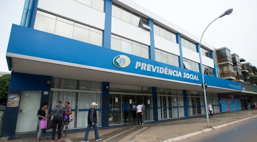 Carnaval altera pagamentos do INSS em março; veja como fica o calendário