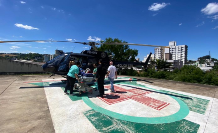 Missão aérea em Maravilha realiza transferência de idosa com Infarto Agudo do Miocárdio