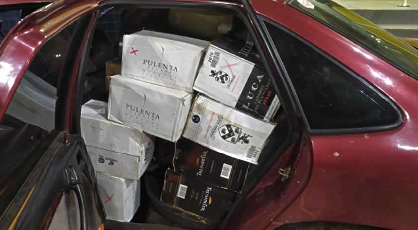 Cerca de 570 garrafas de vinho argentino são apreendidos na BR 163