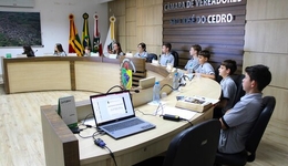 Vereadores Mirins apresentam pedidos