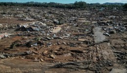 Imagens mostram destruição total de Cruzeiro do Sul após recuo da água no RS