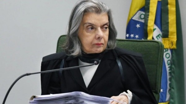 Ministra do STF suspende concursos públicos em SC que limitam vagas para as mulheres