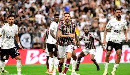 Wesley brilha e comanda vitória do Corinthians contra o Fluminense