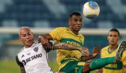 Atlético-MG vence Cuiabá e assume liderança provisória do Brasileirão