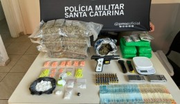Homem é preso por posse de arma de fogo, munições e tráfico de drogas
