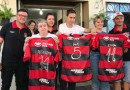 Camisetas oficiais do Flamengo são entregues a APAE de Maravilha